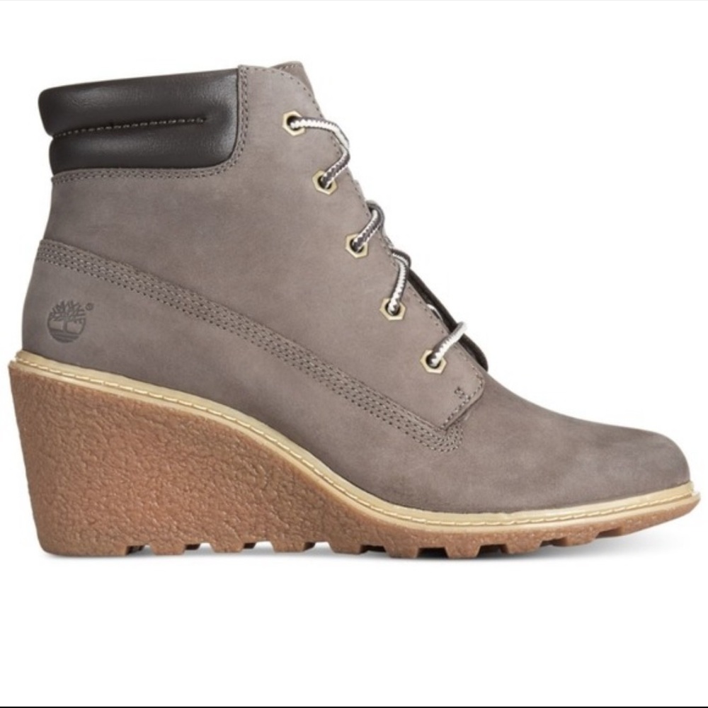 Timberland Women's Taupe Wedge Boots Size 7.5 hardly worn